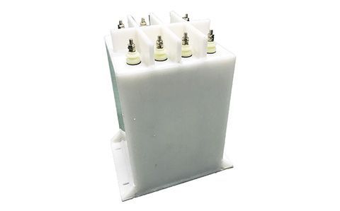 什么情況會引起補償電容器發(fā)生過電流？